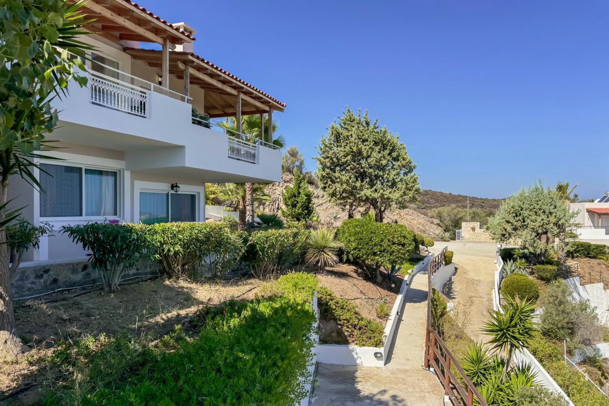 Pano Stalos Villas Kültér fotó