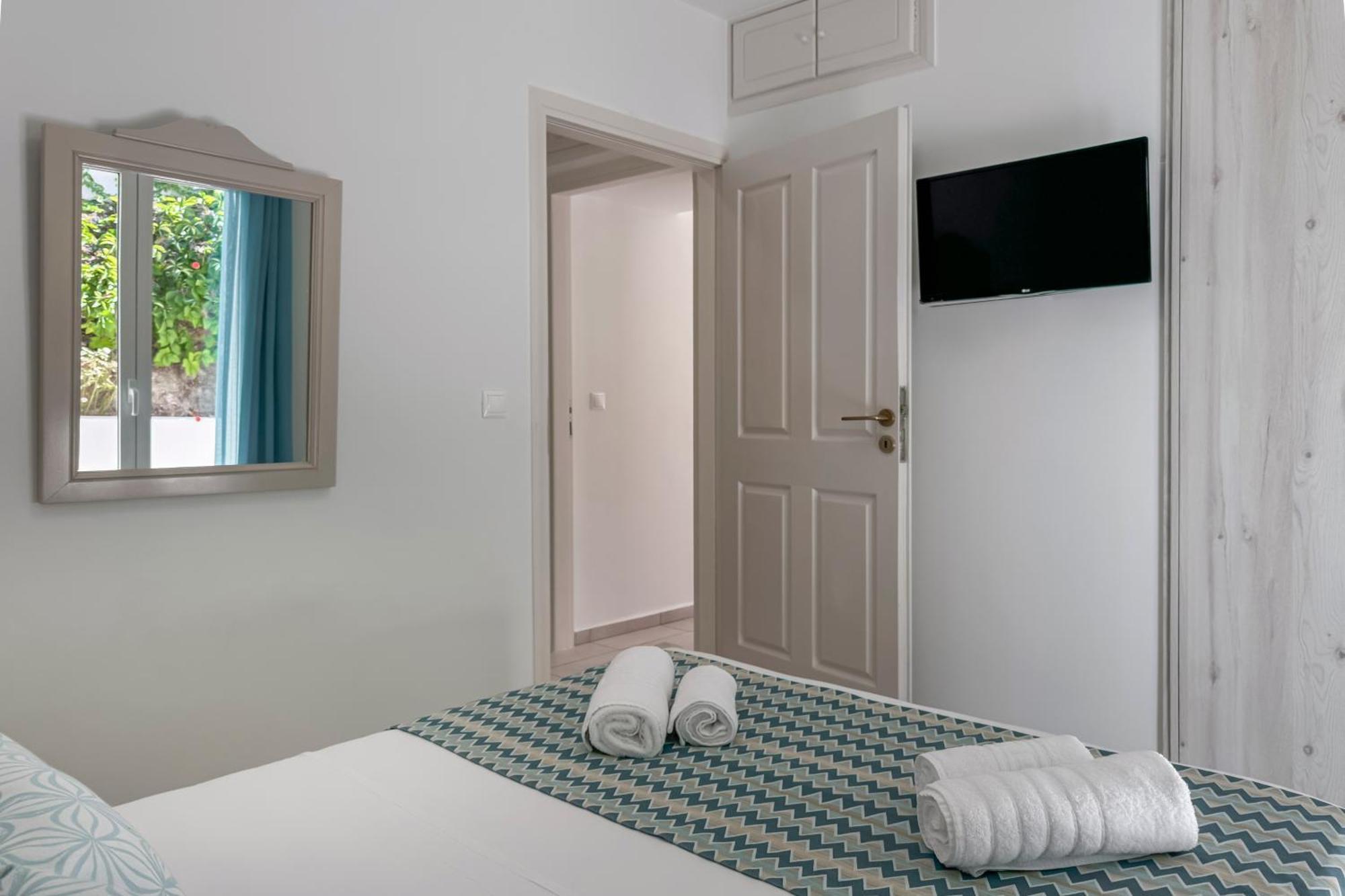 Pano Stalos Villas Kültér fotó